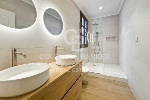 Huoneisto myytävänä Barcelona, Espanja, 3 makuuhuonetta, 160 m2 No. 159960 - kuva 19