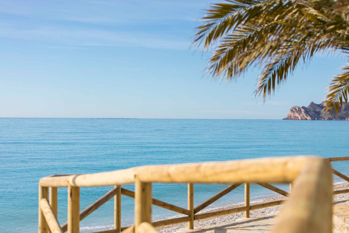 Villa i Altea, Alicante, Spanien 4 sovrum, 535 kvm. Nr. 99820