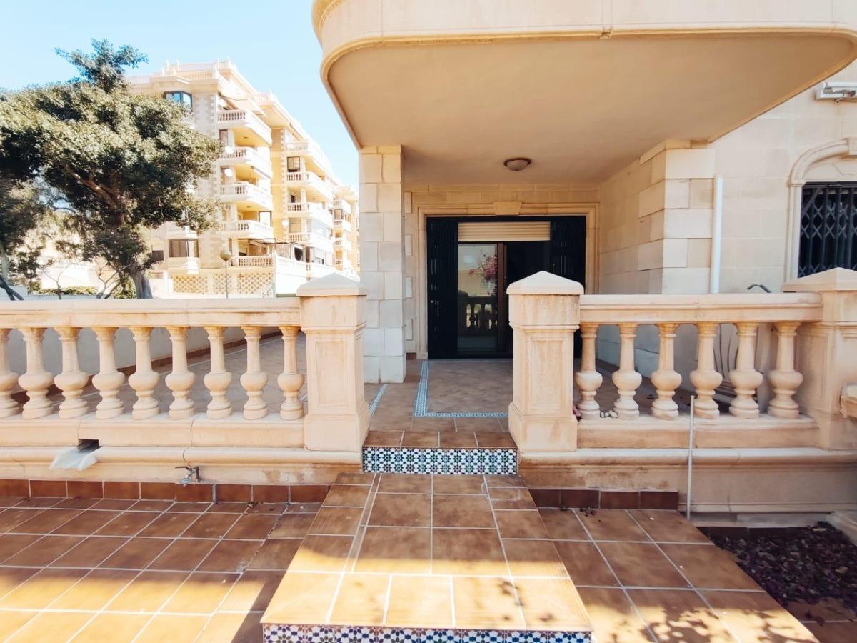Apartment in Guardamar del Segura, Alicante, Spain 3 bedrooms, 82 sq.m. No. 99816