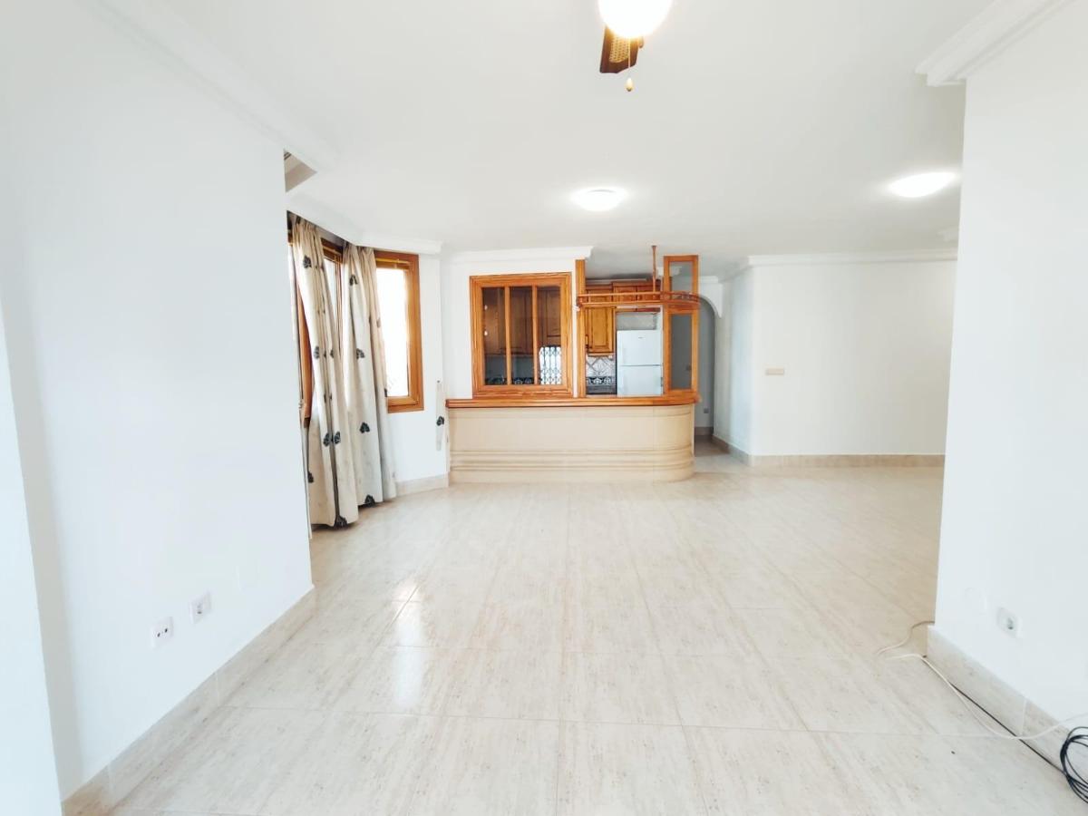 Apartment in Guardamar del Segura, Alicante, Spain 3 bedrooms, 82 sq.m. No. 99816