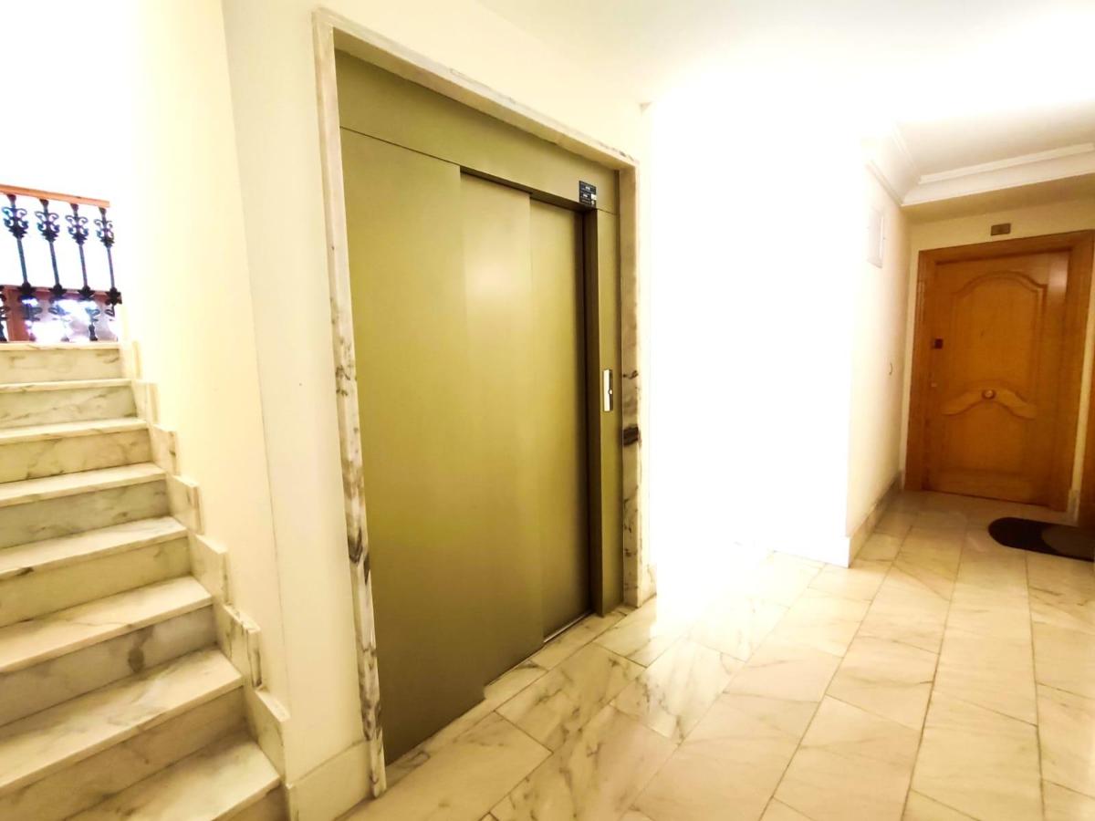Apartment in Guardamar del Segura, Alicante, Spain 3 bedrooms, 82 sq.m. No. 99816