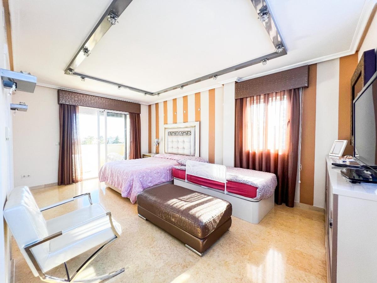 Huvila La Mata, Alicante, Espanja 5 makuuhuonetta, 380 m2 No. 99815