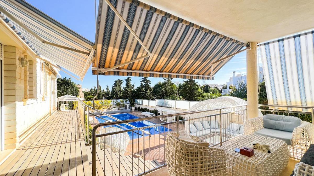Huvila La Mata, Alicante, Espanja 5 makuuhuonetta, 380 m2 No. 99815