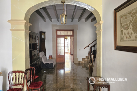 Townhouse for sale in Llucmajor, Mallorca, Spain 5 bedrooms, 279 sq.m. No. 172047 - photo 8