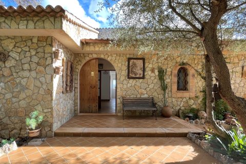 Finca Palmanyola, Mallorca, Spānijā 3 istabas, 240 m2 Nr. 172044