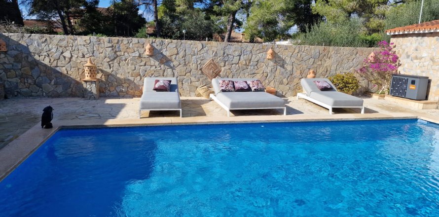 Villa El Toro, Mallorca, Spānijā 3 istabas, 162 m2 Nr. 172043
