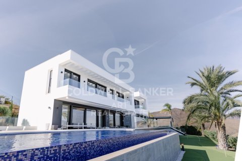 Huvila myytävänä Mijas, Malaga, Espanja, 5 makuuhuonetta, 832 m2 No. 157150 - kuva 2