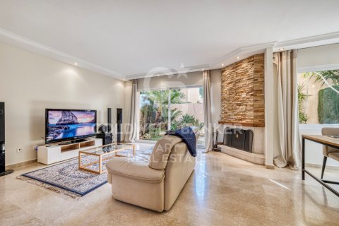 House for sale in Marbella, Malaga, Spain 3 bedrooms, 217 sq.m. No. 157147 - photo 4