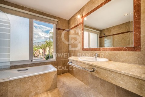Casa in vendita a Marbella, Malaga, Spagna 3 camere da letto, 217 mq. N° 157147 - foto 12