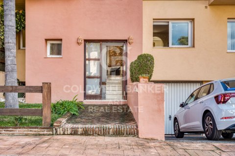 House for sale in Marbella, Malaga, Spain 3 bedrooms, 217 sq.m. No. 157147 - photo 2