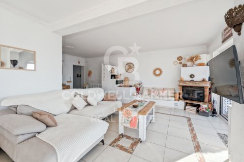 House for sale in Roses, Girona, Spain 4 bedrooms, 159 sq.m. No. 157152 - photo 4