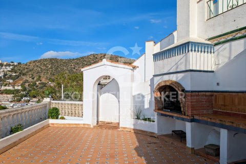 House for sale in Roses, Girona, Spain 4 bedrooms, 159 sq.m. No. 157152 - photo 15