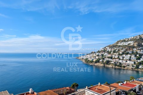 House for sale in Roses, Girona, Spain 4 bedrooms, 159 sq.m. No. 157152 - photo 21