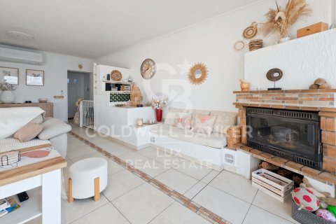 House for sale in Roses, Girona, Spain 4 bedrooms, 159 sq.m. No. 157152 - photo 7