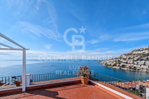 House for sale in Roses, Girona, Spain 4 bedrooms, 159 sq.m. No. 157152 - photo 23