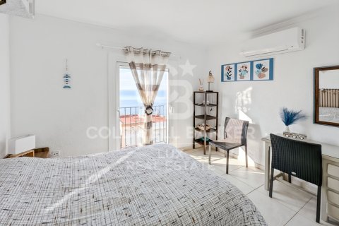 House for sale in Roses, Girona, Spain 4 bedrooms, 159 sq.m. No. 157152 - photo 10