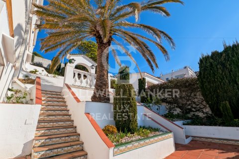 House for sale in Roses, Girona, Spain 4 bedrooms, 159 sq.m. No. 157152 - photo 18