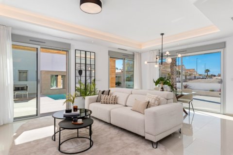 Villa zum Verkauf in Ciudad Quesada, Alicante, Spanien 4 Schlafzimmer, 396 m2 Nr. 145644 - Foto 3