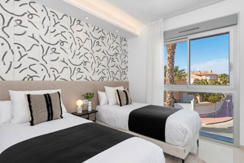 Villa zum Verkauf in Ciudad Quesada, Alicante, Spanien 4 Schlafzimmer, 396 m2 Nr. 145644 - Foto 18