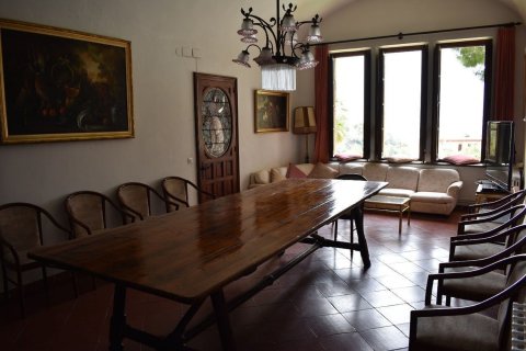 Сasa en venta en Castelldefels, Barcelona, España 6 dormitorios, 708 m2 No. 164799 - foto 19