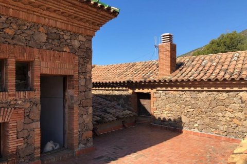 Сasa en venta en Castelldefels, Barcelona, España 6 dormitorios, 708 m2 No. 164799 - foto 8