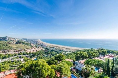 Сasa en venta en Castelldefels, Barcelona, España 8 dormitorios,  No. 164797 - foto 16