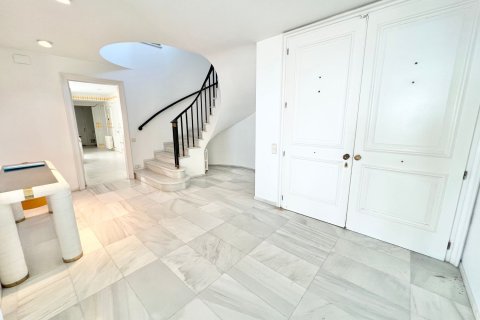 Сasa en venta en Castelldefels, Barcelona, España 7 dormitorios, 723 m2 No. 164798 - foto 14