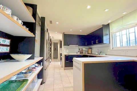 Сasa en venta en Castelldefels, Barcelona, España 4 dormitorios, 316 m2 No. 164800 - foto 17