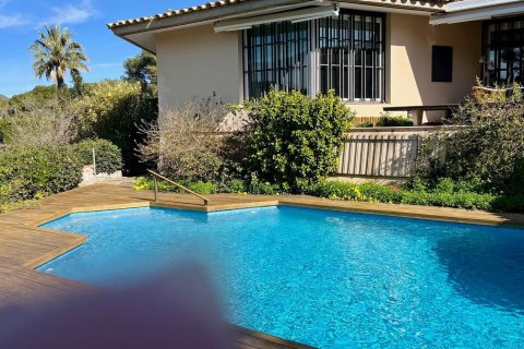 Сasa en venta en Castelldefels, Barcelona, España 4 dormitorios, 316 m2 No. 164800 - foto 12