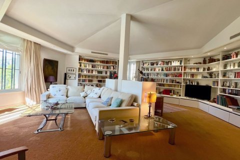 Сasa en venta en Castelldefels, Barcelona, España 4 dormitorios, 316 m2 No. 164800 - foto 3