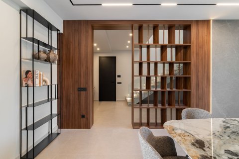 Сasa en venta en Castelldefels, Barcelona, España 5 dormitorios, 331 m2 No. 164801 - foto 2