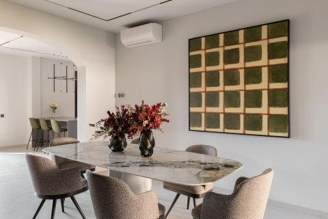 Сasa en venta en Castelldefels, Barcelona, España 5 dormitorios, 331 m2 No. 164801 - foto 3