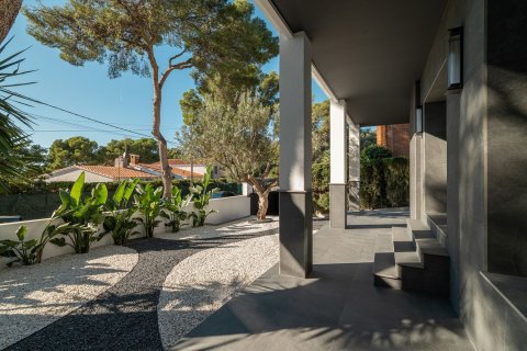 Сasa en venta en Castelldefels, Barcelona, España 5 dormitorios, 331 m2 No. 164801 - foto 25