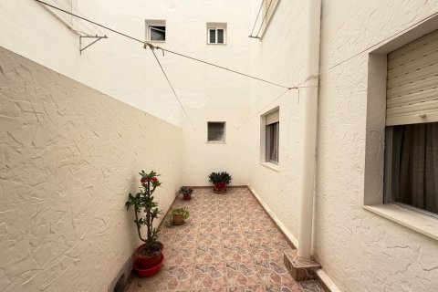 Dzīvoklis pārdošanā Torrevieja, Alicante, Spānijā 3 istabas, 103 m2 Nr. 196290 - attēls 12