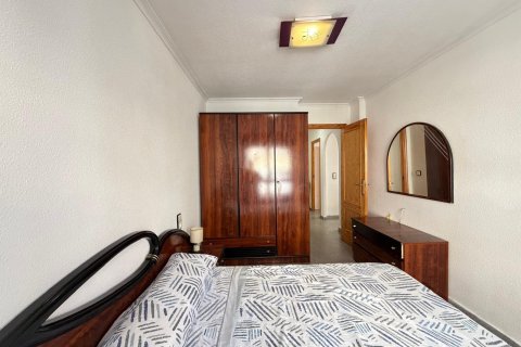 Lägenhet till salu i Torrevieja, Alicante, Spanien 2 sovrum, 84 kvm. Nr. 196288 - foto 29
