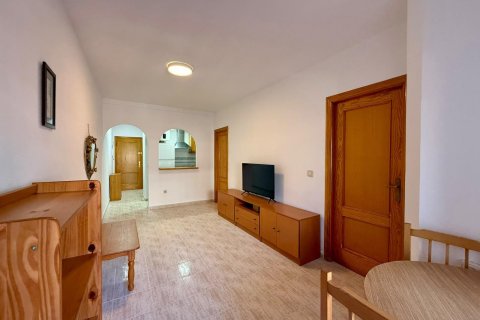 Apartment for sale in Torrevieja, Alicante, Spain 2 bedrooms, 56 sq.m. No. 196293 - photo 3