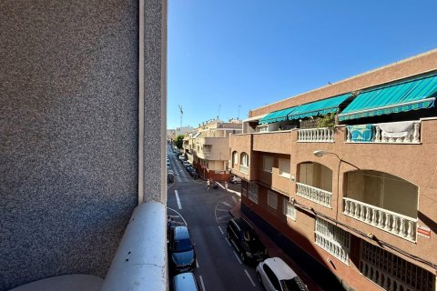 Apartment for sale in Torrevieja, Alicante, Spain 2 bedrooms, 56 sq.m. No. 196293 - photo 15