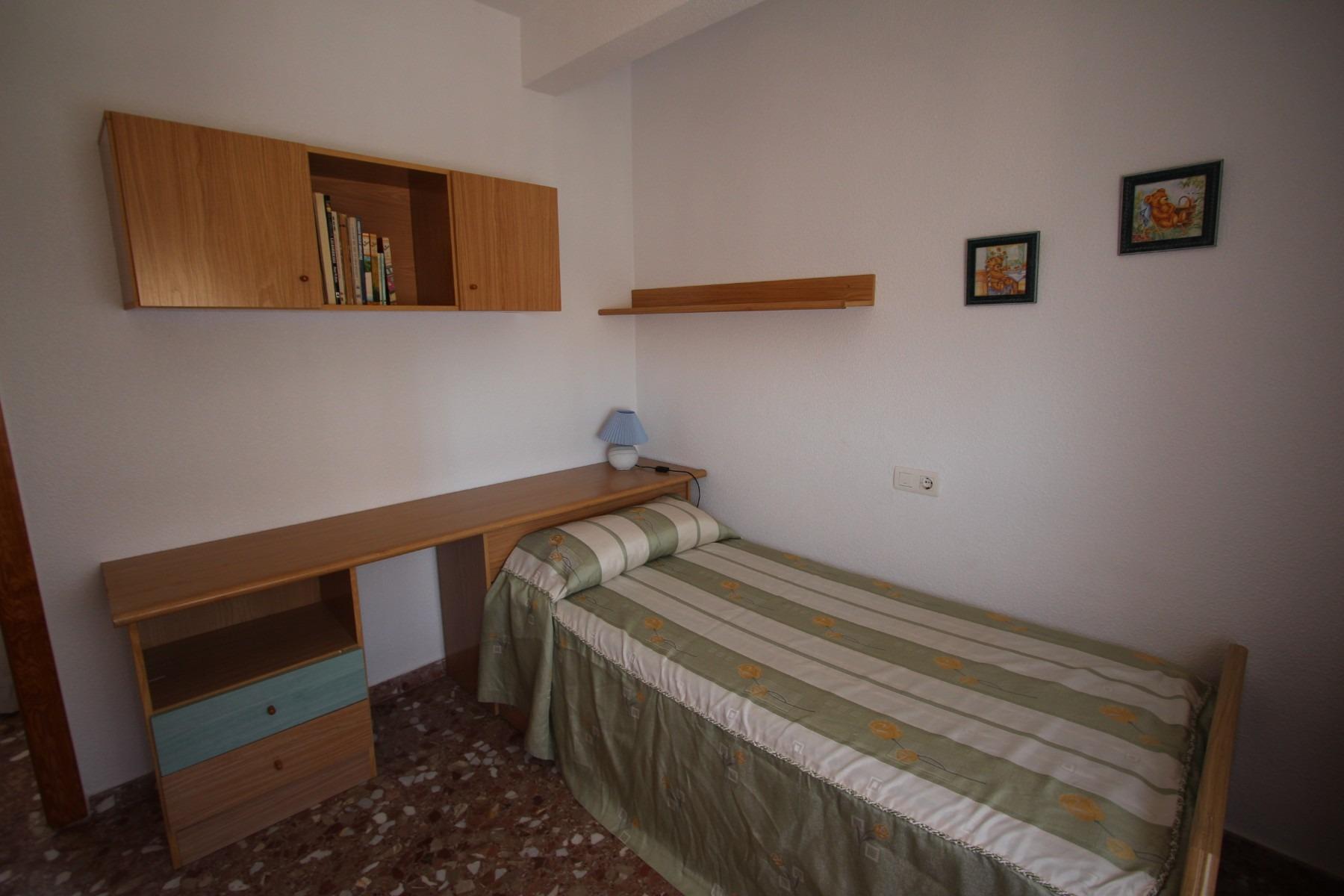 Villa in Guardamar del Segura, Alicante, Spain 7 bedrooms, 260 sq.m. No. 80213