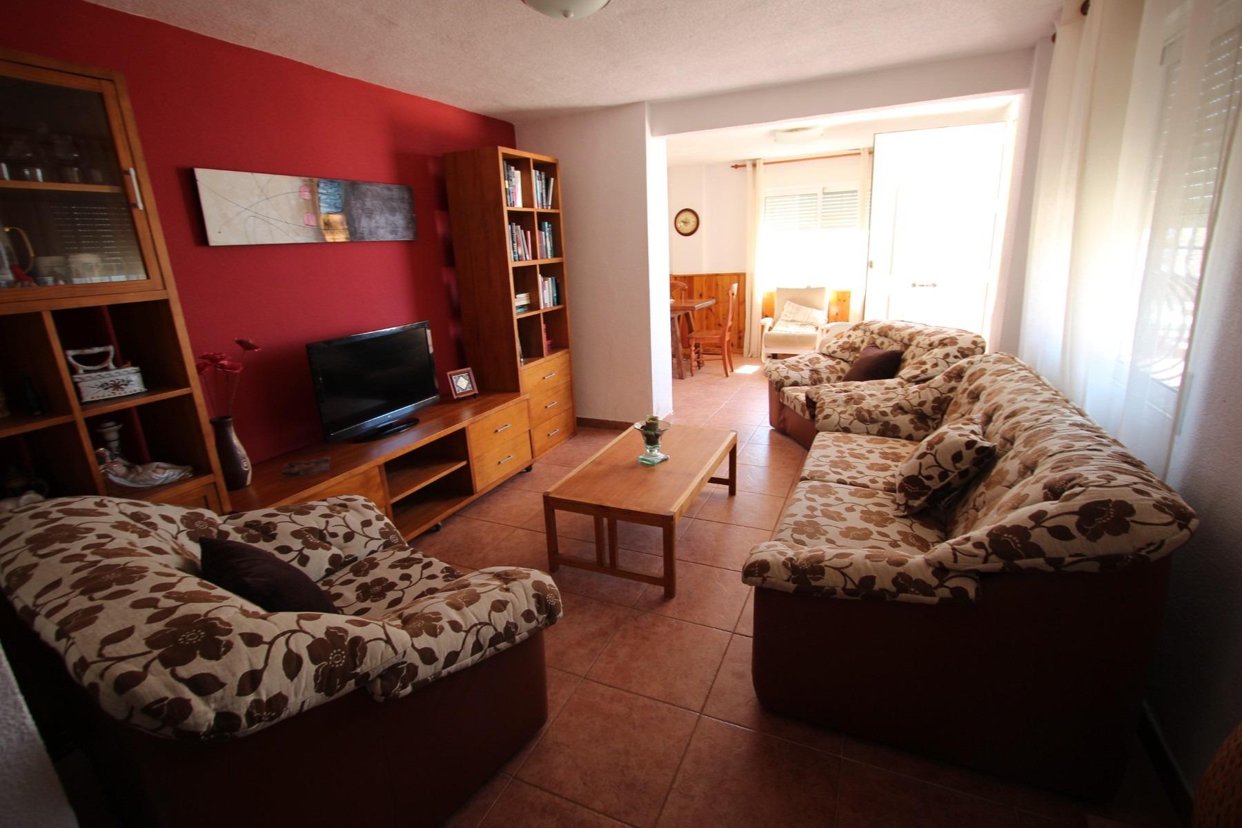 Villa in Guardamar del Segura, Alicante, Spain 7 bedrooms, 260 sq.m. No. 80213