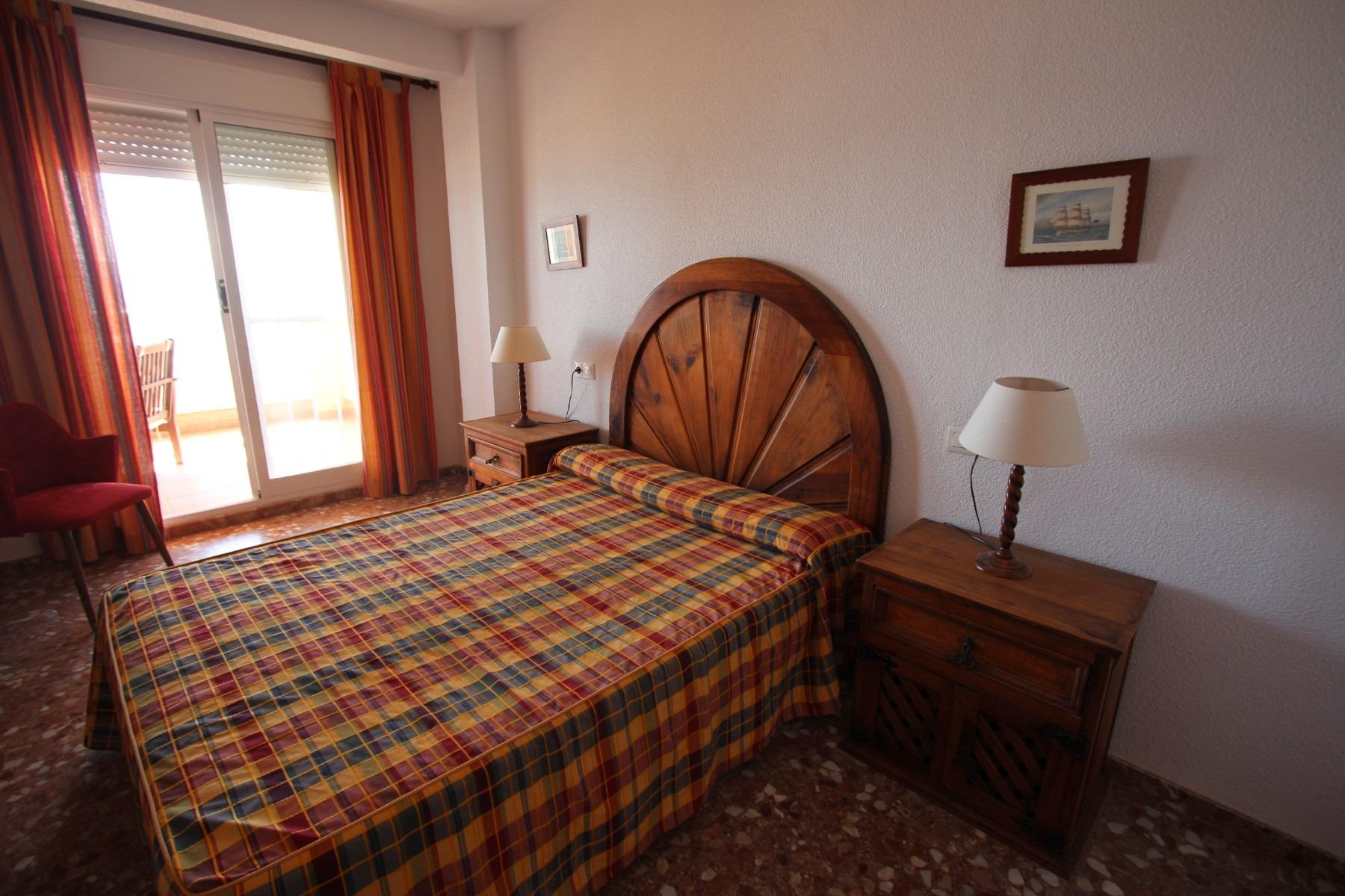 Villa in Guardamar del Segura, Alicante, Spain 7 bedrooms, 260 sq.m. No. 80213