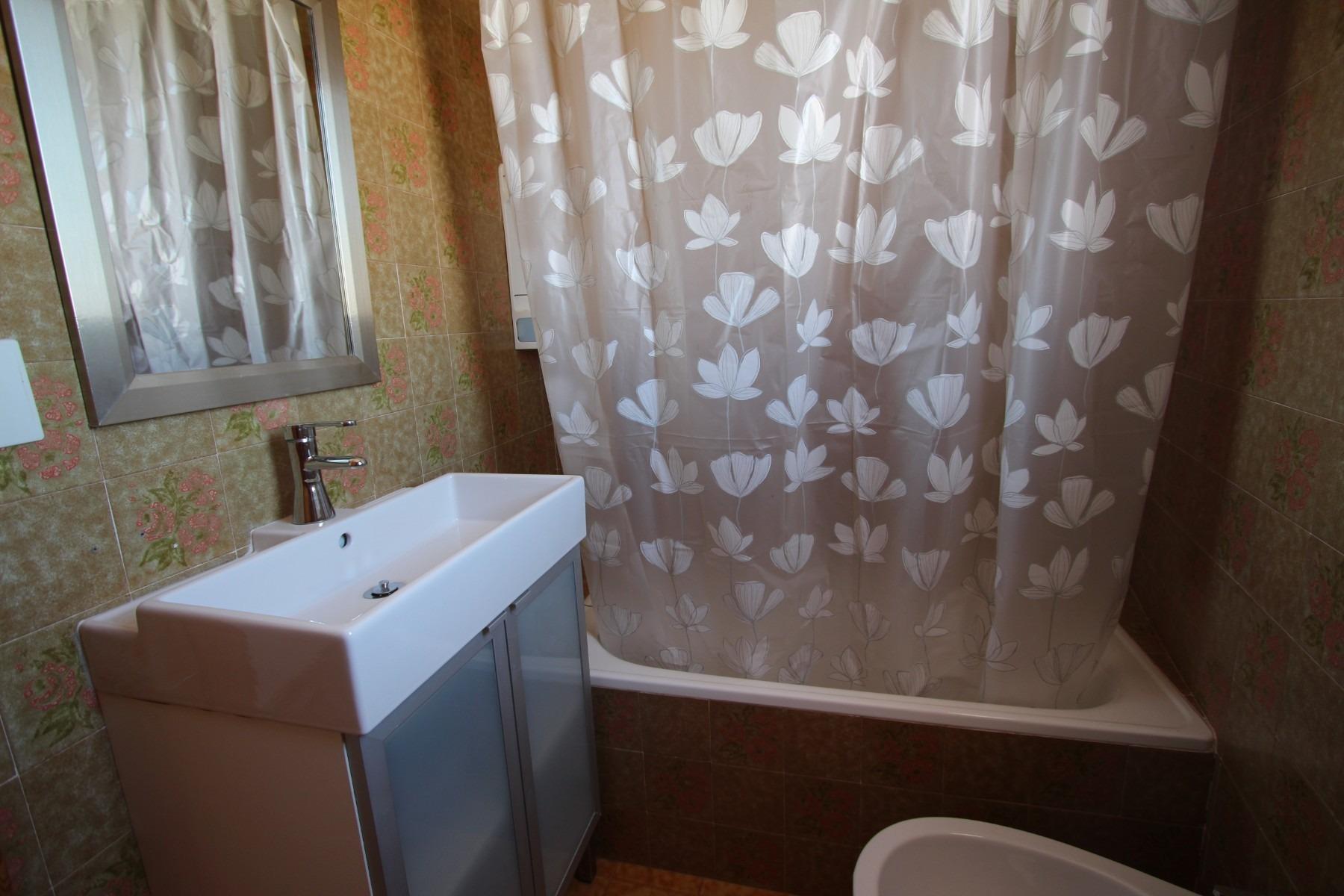 Villa in Guardamar del Segura, Alicante, Spain 7 bedrooms, 260 sq.m. No. 80213