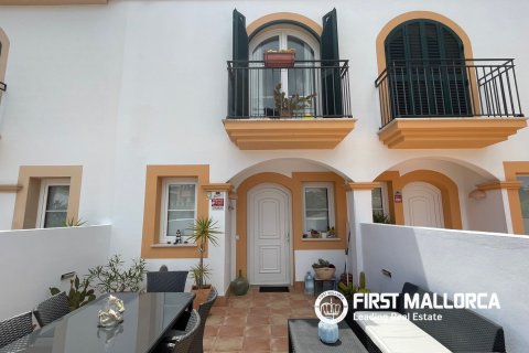 Kaupunkipientalo vuokrattavana El Camp De Mar, Mallorca, Espanja, 2 makuuhuonetta, 177 m2 No. 181782 - kuva 2
