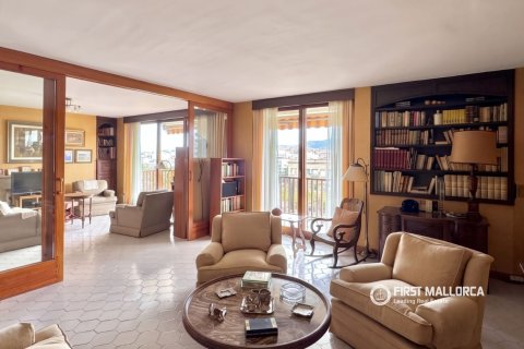 Huoneisto vuokrattavana Palma de Majorca, Mallorca, Espanja, 4 makuuhuonetta, 210 m2 No. 181786 - kuva 2