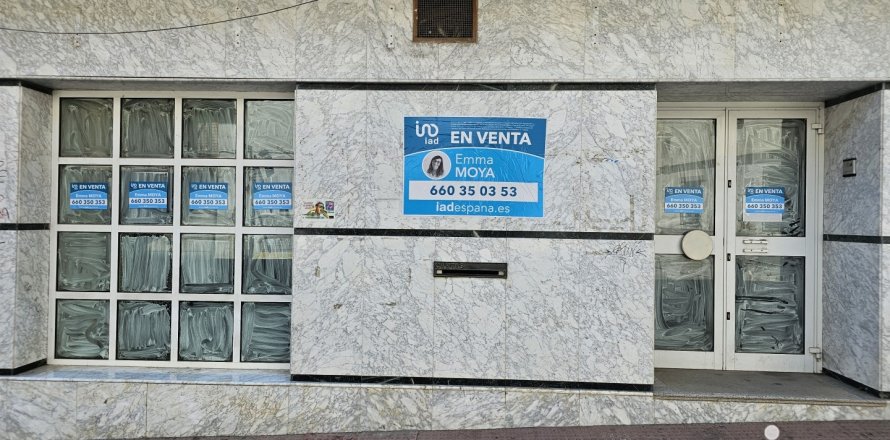 Komerciāls īpašums Alhendin, Granada, Spānijā 176 m2 Nr. 185800