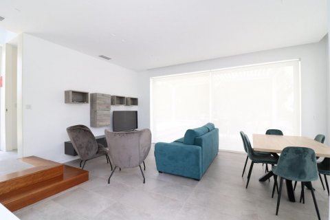 Villa en venta Dehesa De Campoamor, Alicante, España 3 dormitorios, 250 m2 No. 113919 - foto 4