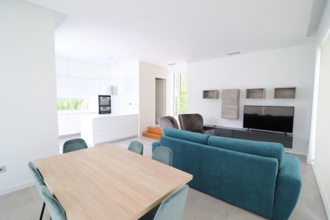 Villa en venta Dehesa De Campoamor, Alicante, España 3 dormitorios, 250 m2 No. 113919 - foto 6