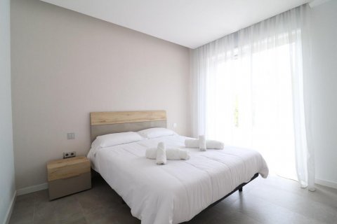 Villa en venta Dehesa De Campoamor, Alicante, España 3 dormitorios, 250 m2 No. 113919 - foto 11