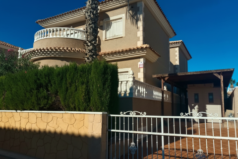 Villa zum Verkauf in Los Balcones, Alicante, Spanien 4 Schlafzimmer, 105 m2 Nr. 151809 - Foto 2