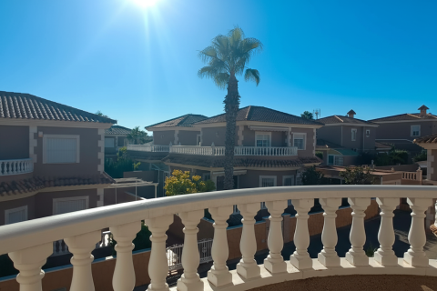Villa zum Verkauf in Los Balcones, Alicante, Spanien 4 Schlafzimmer, 105 m2 Nr. 151809 - Foto 4