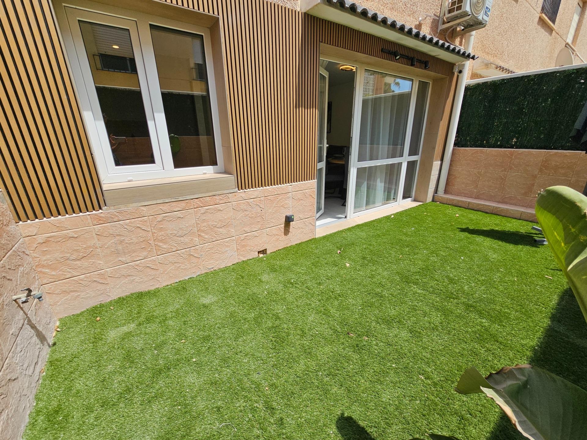 Bungalowi Torrevieja, Alicante, Espanja 3 makuuhuonetta, 105 m2 No. 193138